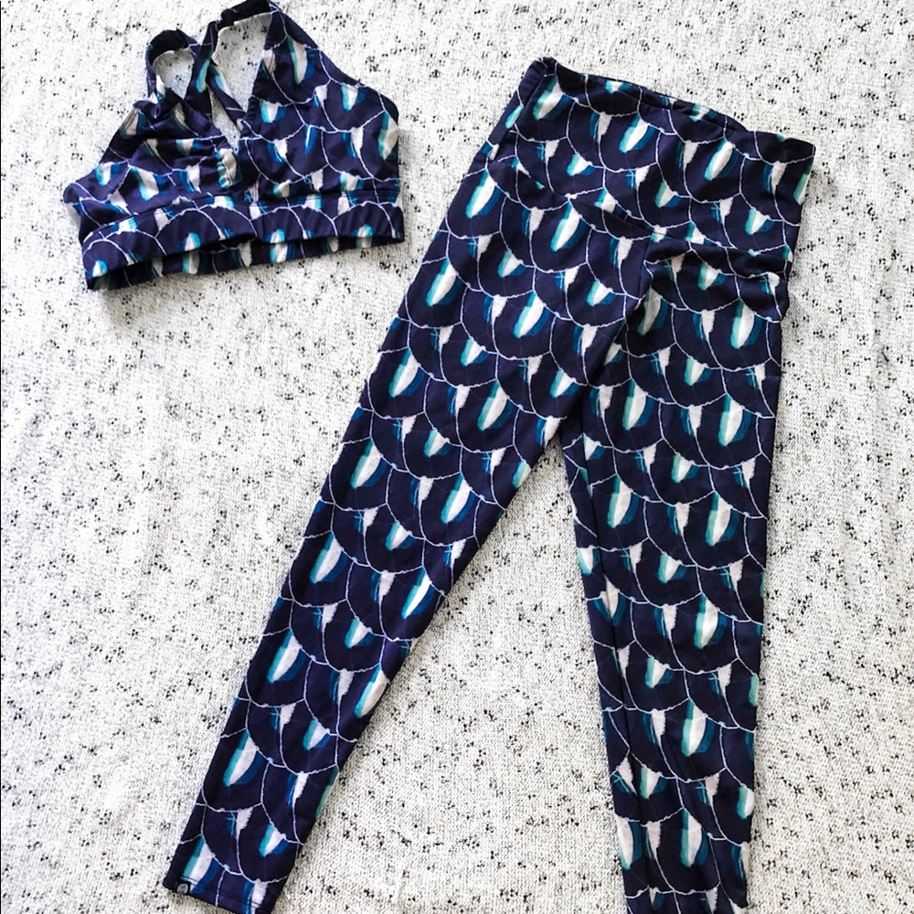 ONZIE outfit size sm/md - worn once